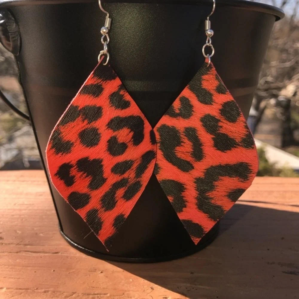 Cheetah Print Leather Earrings - Picture 2 of 2
